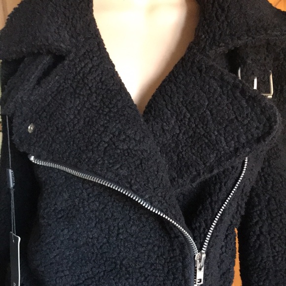 New Sherpa Jacket - Picture 2 of 7